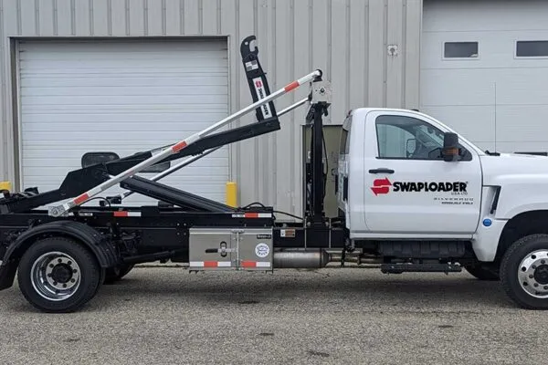 2025 Chevy 6500 SL 160 SwapLoader RS Logo