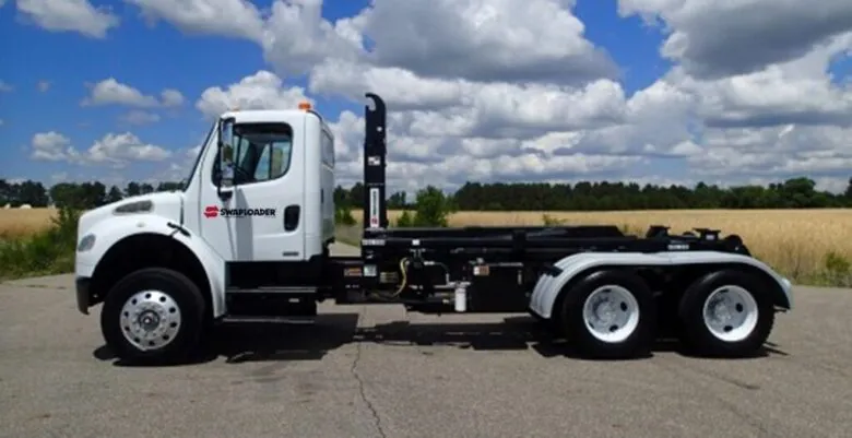 SL 330 Freightliner Side