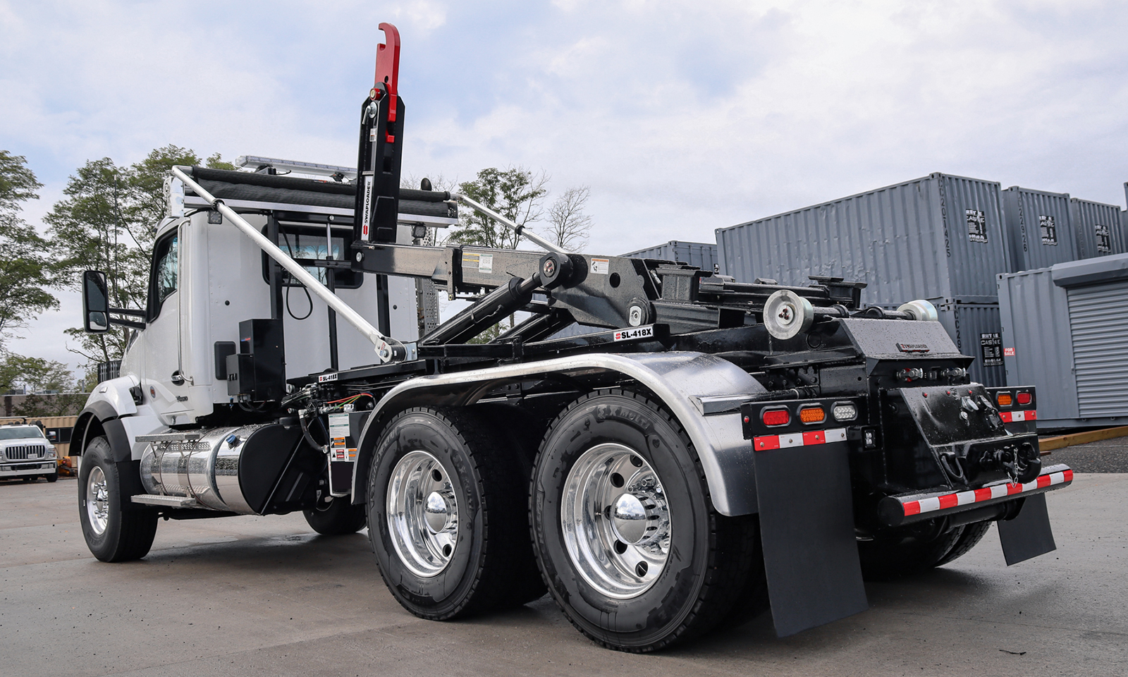 SL 418X Custom KW LBS Cassone 1600 960px